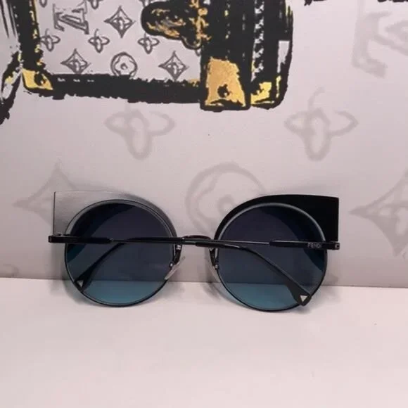 New Authentic Stylish Black and Blue Cat-Eye Sunglasses FF0215/S 0LBJF